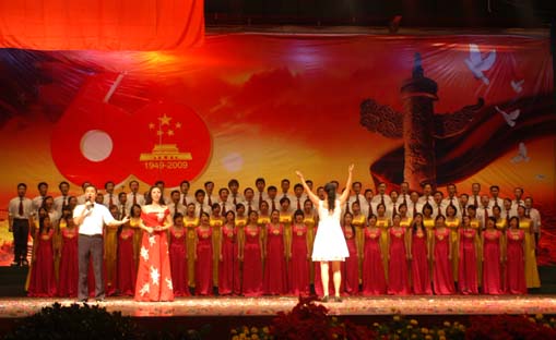 国庆60周年文艺晚会剧照组图之一